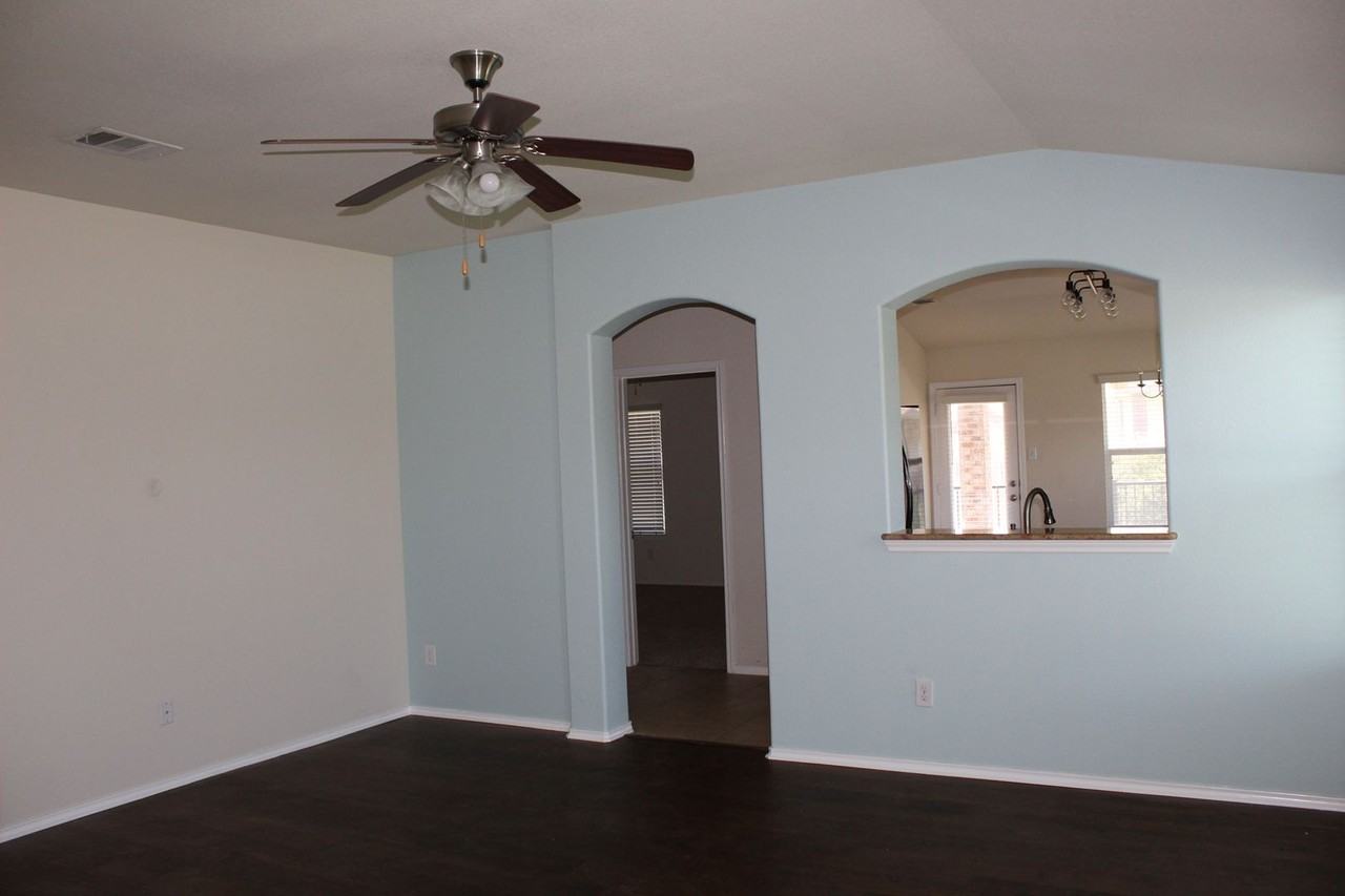 9916 Orion Dr - Photo 2 of 19