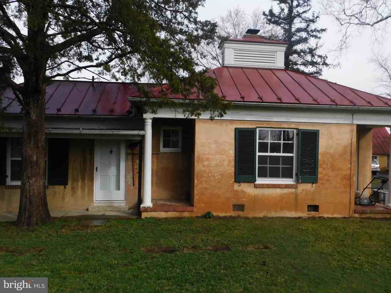 743 Farnley Ln - Photo 3 of 12