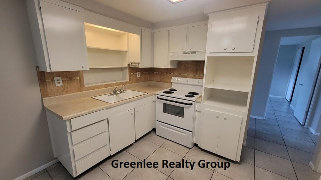 4536 Belfast Dr - Photo 6 of 20