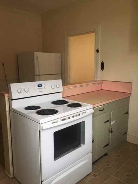 983 E Philadelphia St - Photo 2 of 11