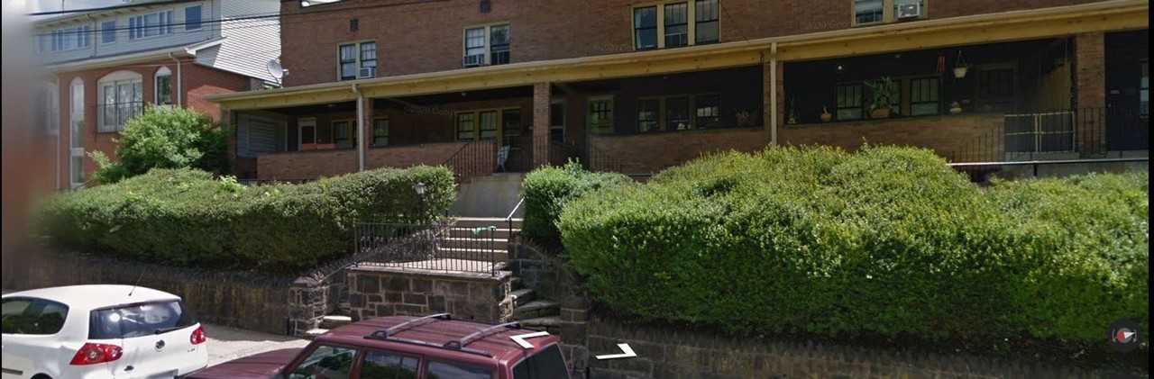 Point Breeze 2 Bed 1 Bath - Photo 4 of 4