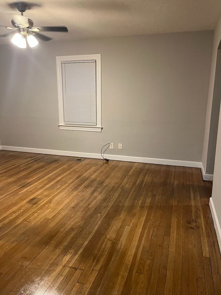 2112 Glenworth Ave - Photo 2 of 22