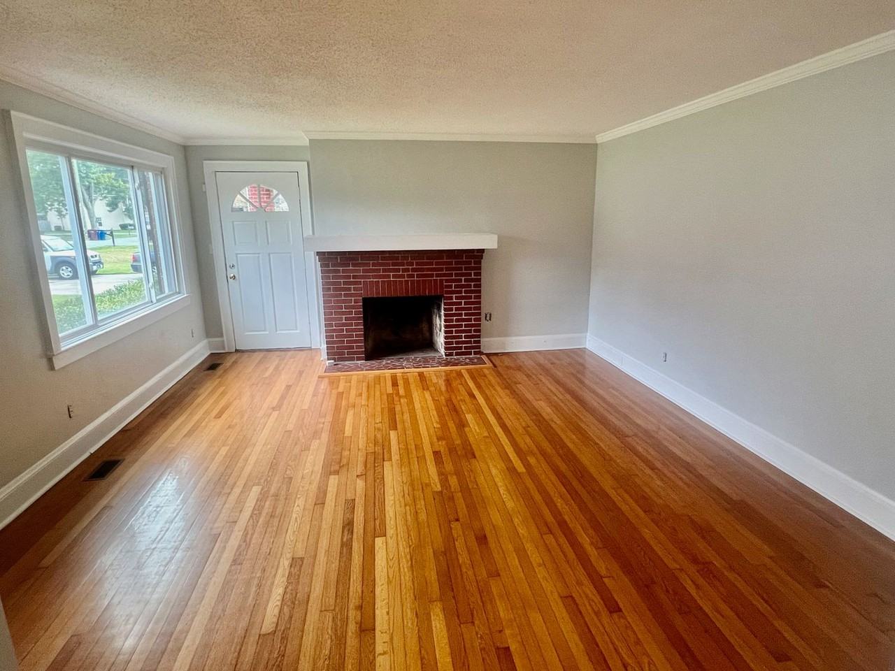 Myrtle Avenue - Photo 3 of 12