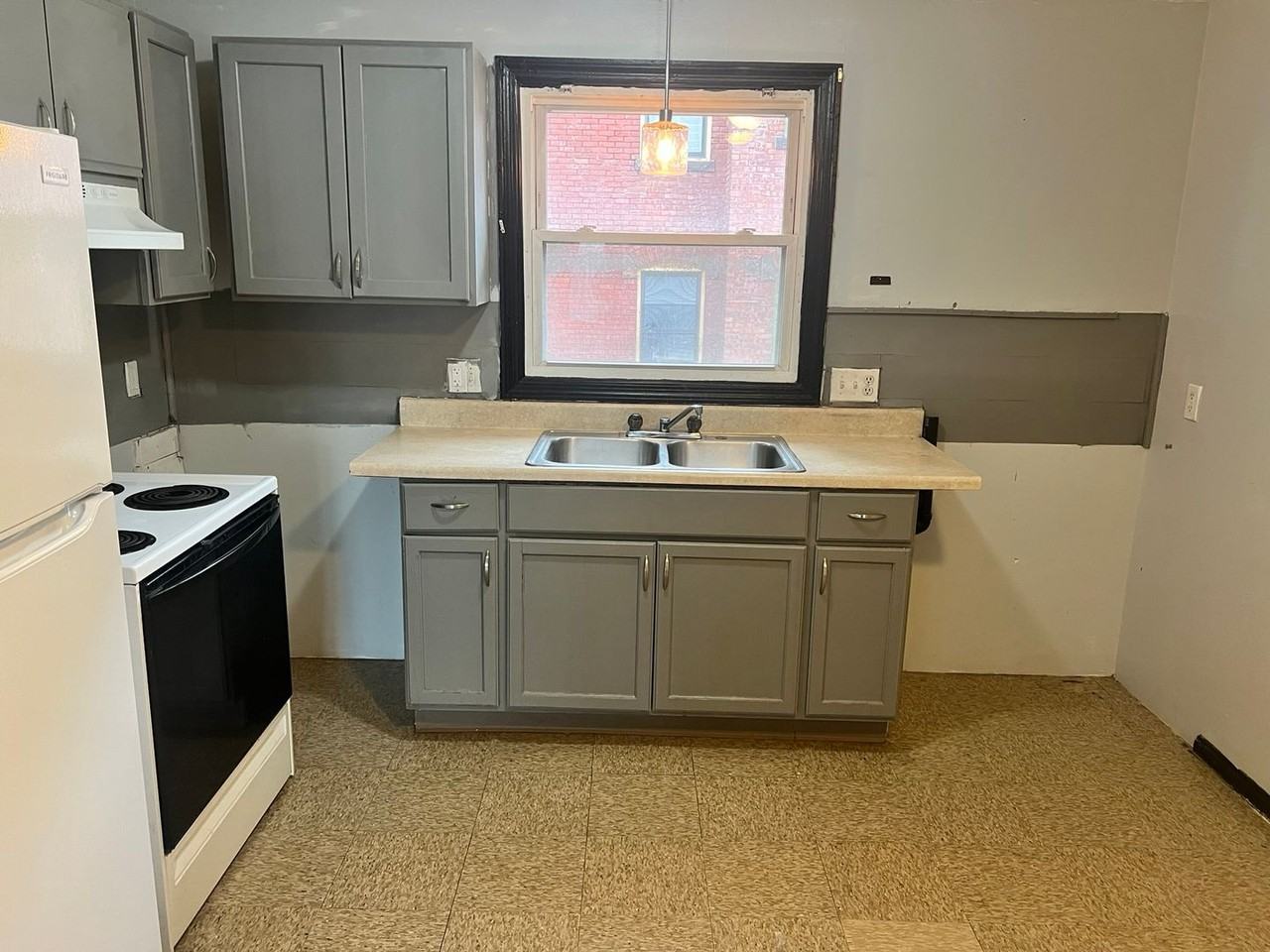 340 Appleton Street - Photo 3 of 13
