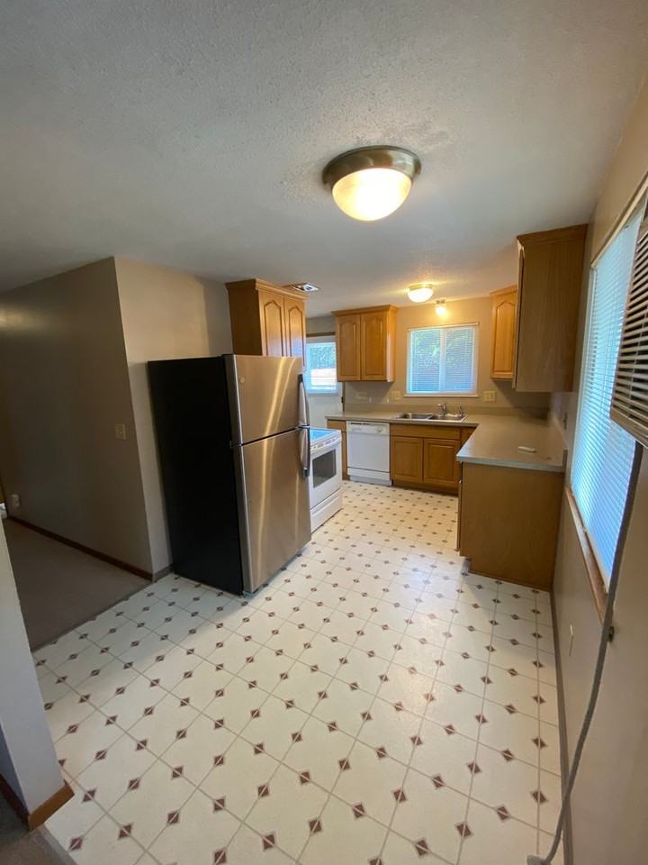 All705(CWP) - Photo 3 of 17