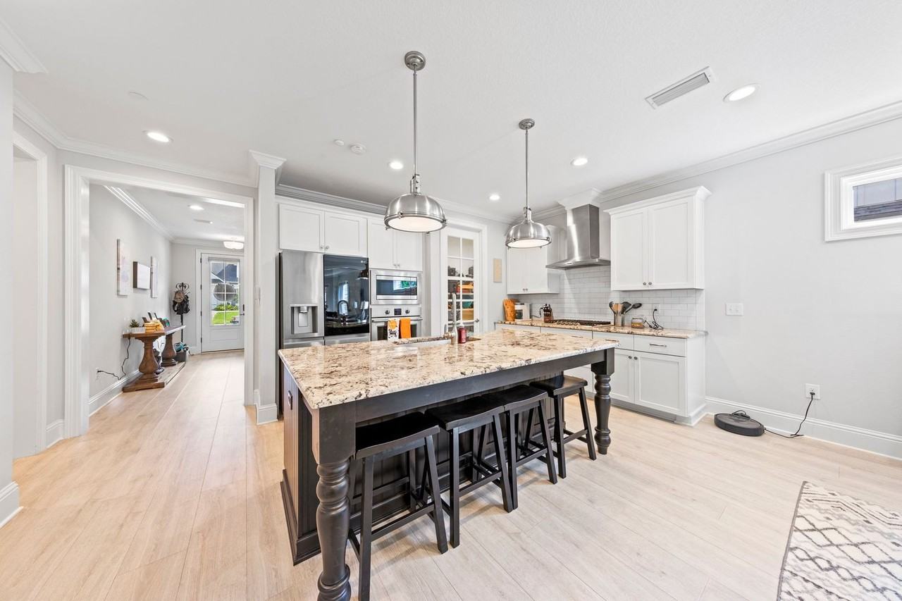 802 Raihope Way - Photo 6 of 50