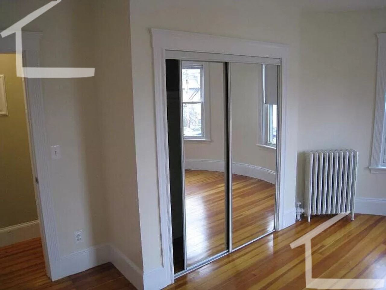 26 Bigelow St - Photo 7 of 14