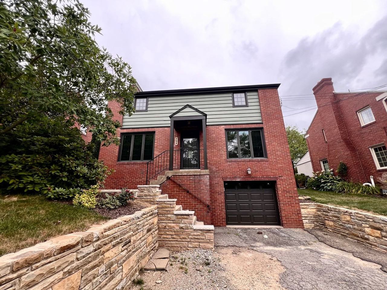 794 Chalmers Pl - Photo 2 of 48