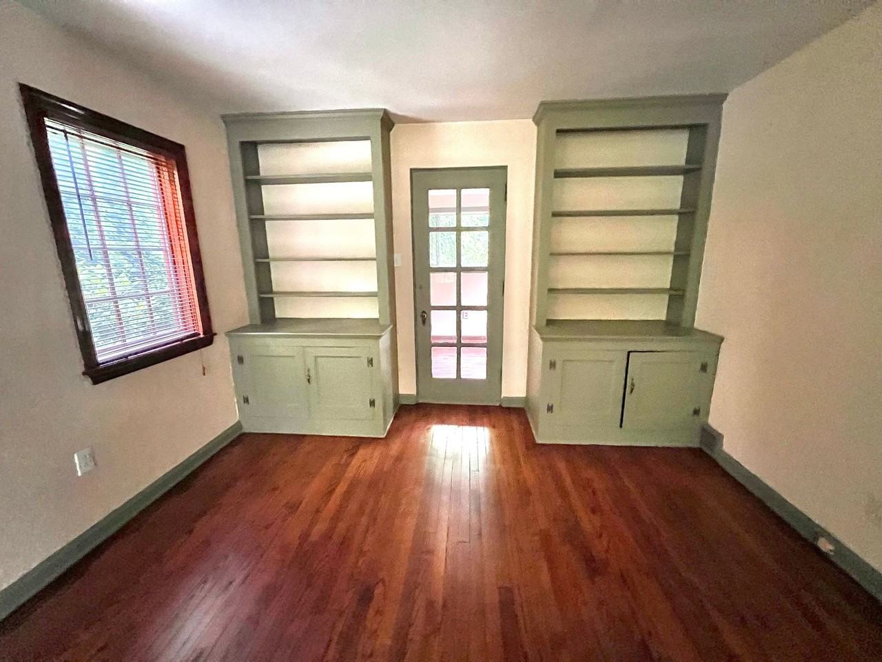 794 Chalmers Pl - Photo 7 of 48