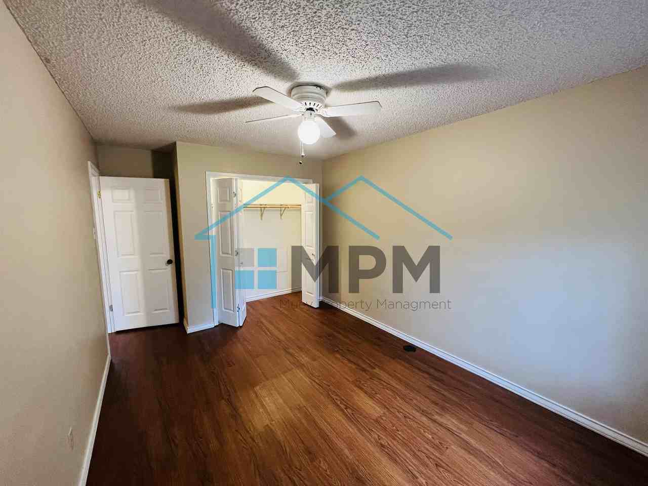 132 Wellington Place - Photo 2 of 17