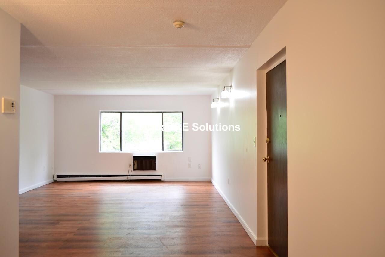 24 Faxon St #6 - Photo 3 of 11