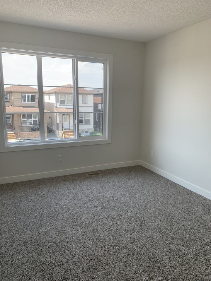 132 Cornerbrook Road Northeast - Photo 2 of 6