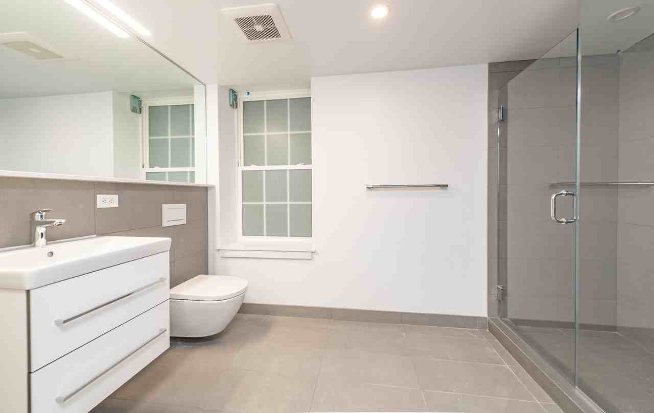 22 Fleet St #4 - Photo 2 of 7