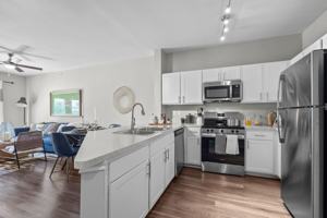 featured image of 1121 Beachview St