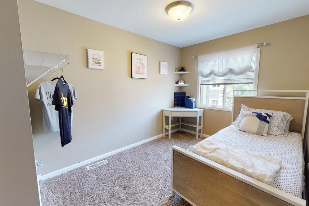 The Quarters Iowa City - Photo 7 of 50