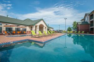 featured image of 301 W Charleston St