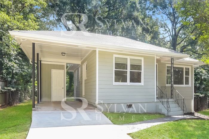 2966 Pearl St - Photo 3 of 16