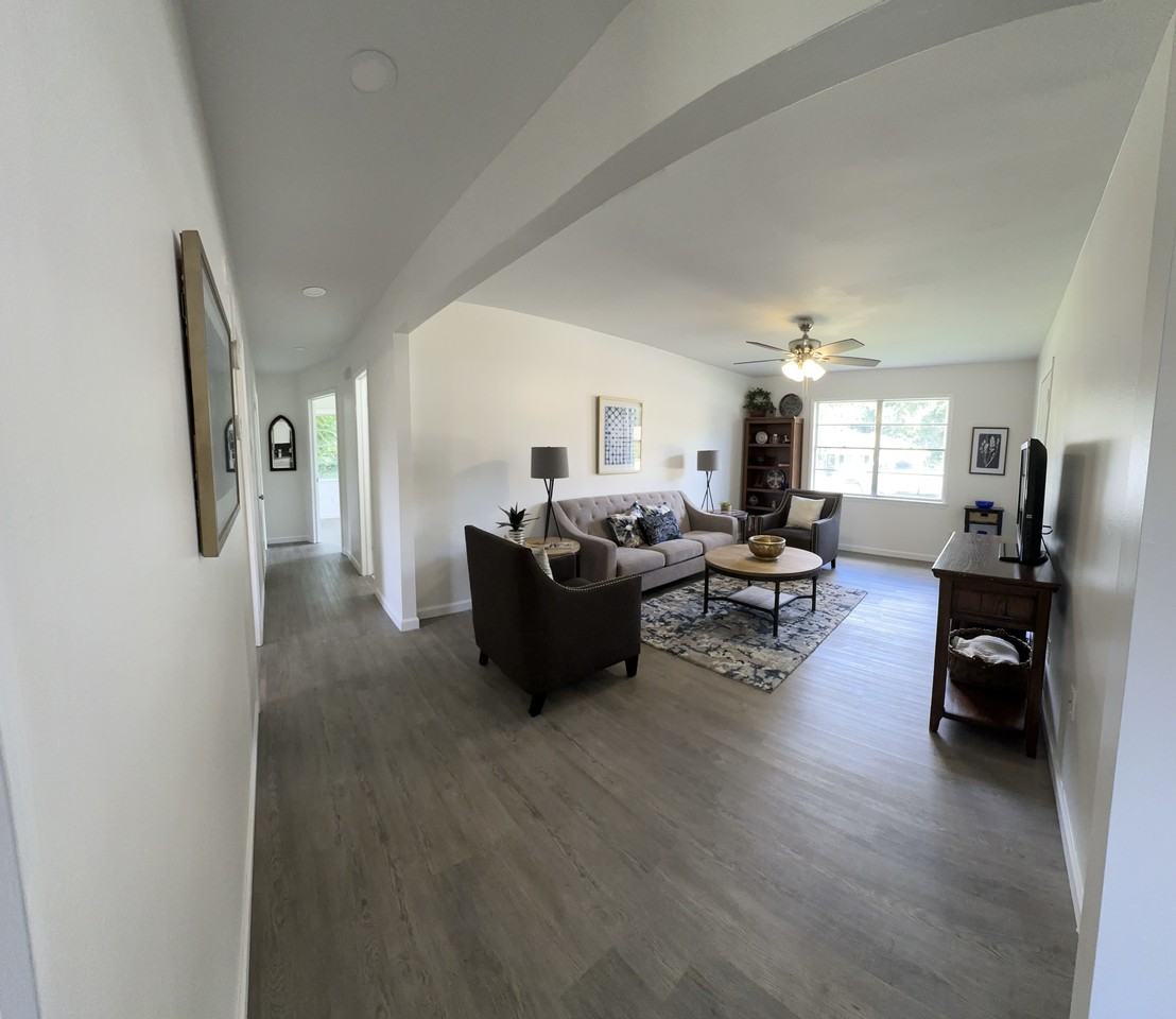 605 W Point Tap Rd #605 - Photo 3 of 17