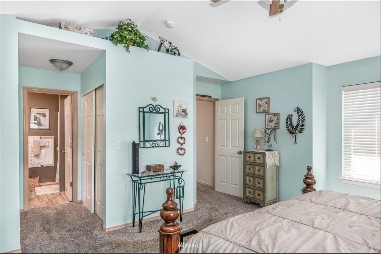 18731 20th Dr Se #18731 - Photo 3 of 14