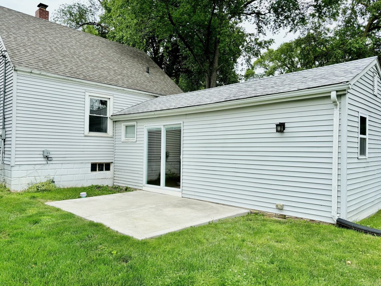 1205 Sycamore St #NA - Photo 2 of 16