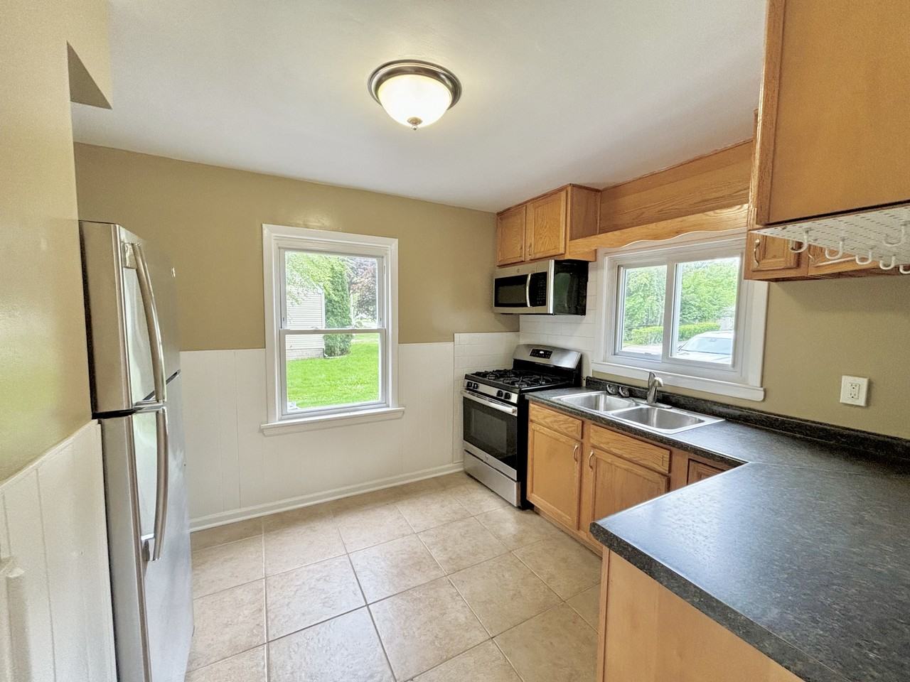 1205 Sycamore St #NA - Photo 7 of 16