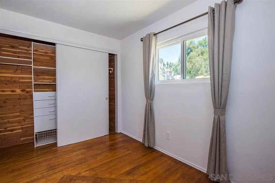 2126 Alcedo St #NA - Photo 3 of 5