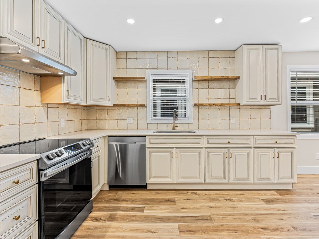 42 Forsythe St #NA - Photo 6 of 50