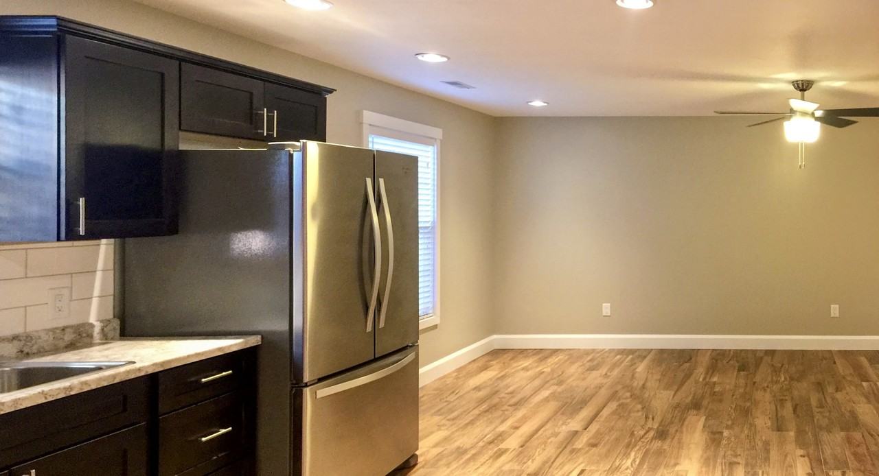126 W 19th St #5 - Photo 5 of 15