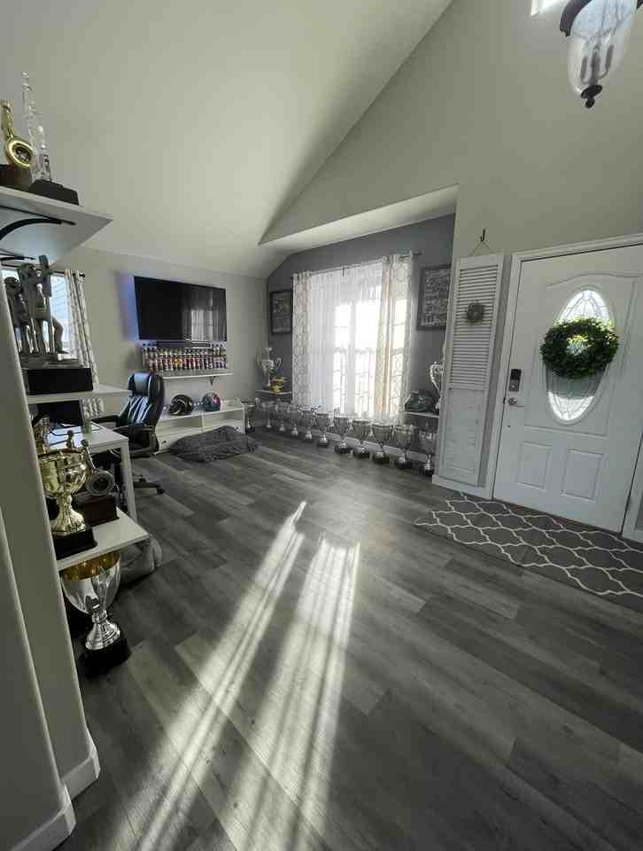 7676 Eagle Perch Ct #NA - Photo 2 of 10