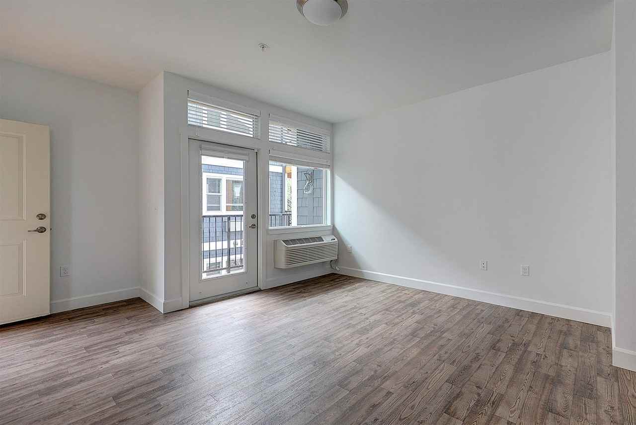 7510 SE Milwaukie Avenue - Photo 7 of 35