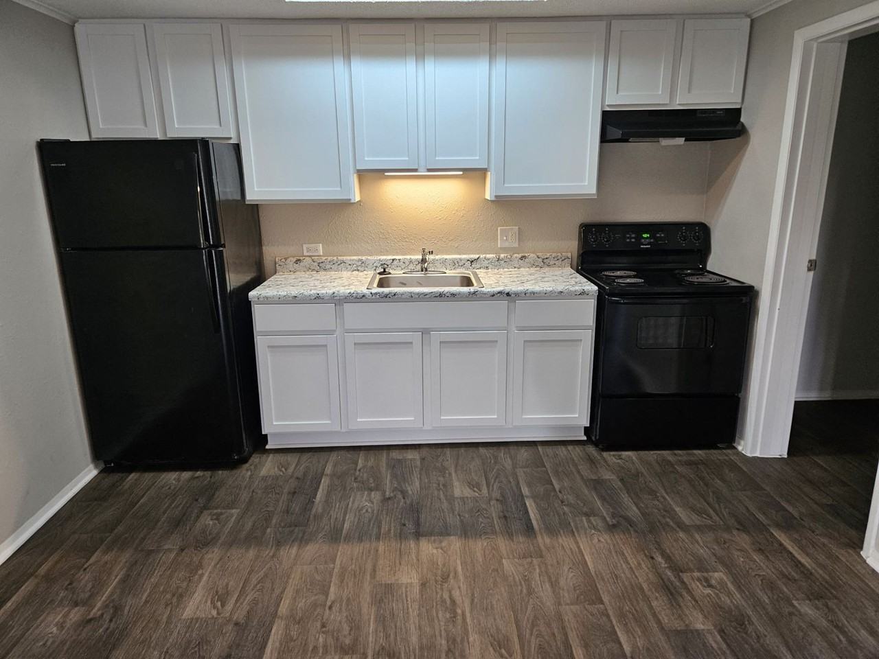 3237 Yancey LLC. - Photo 7 of 24