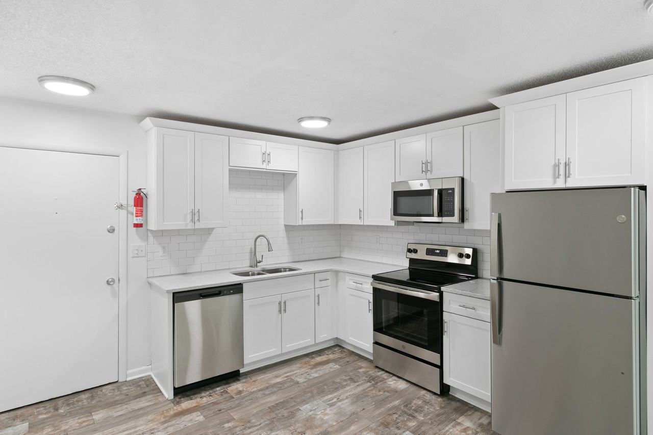 Hillside Village (Hillside Village LLC) - Photo 2 of 50