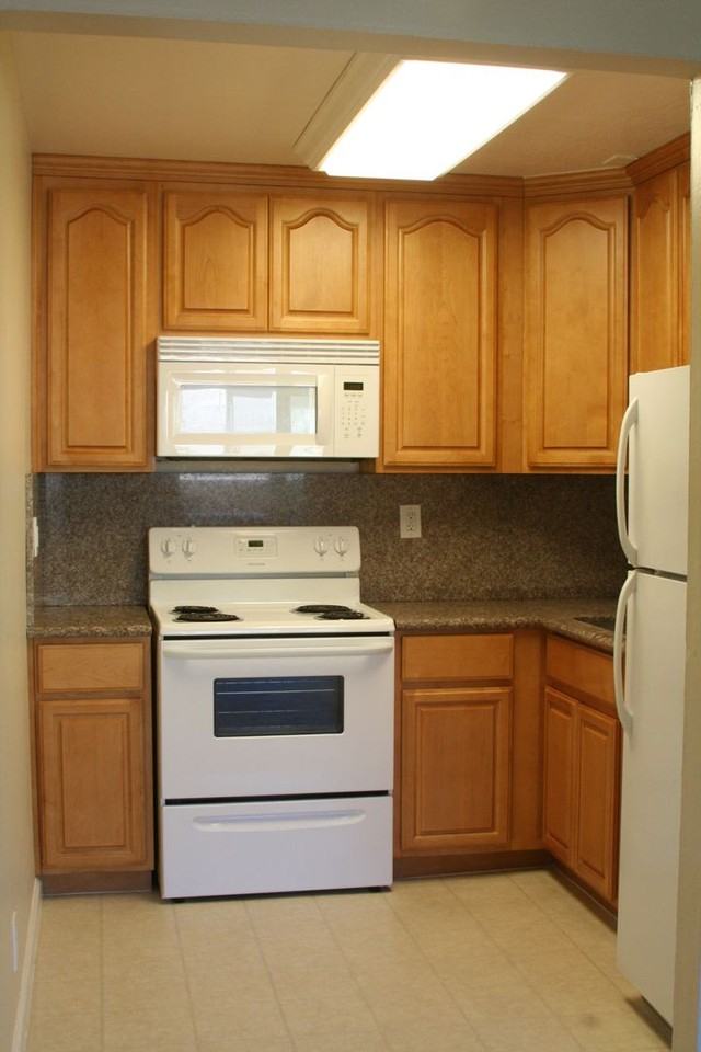 460 S. 4th - Photo 2 of 23
