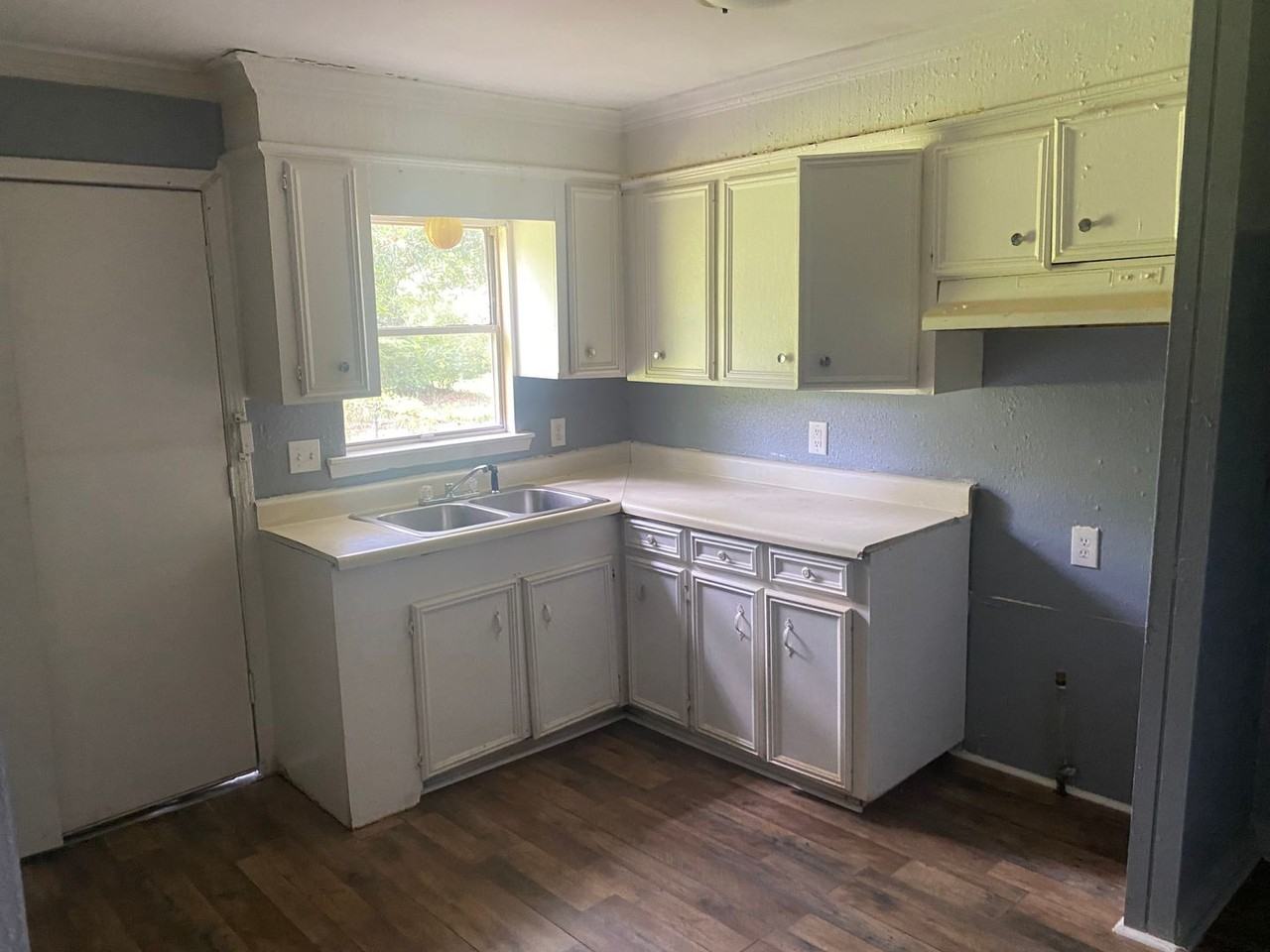 7034 Brandtway St - Photo 3 of 9