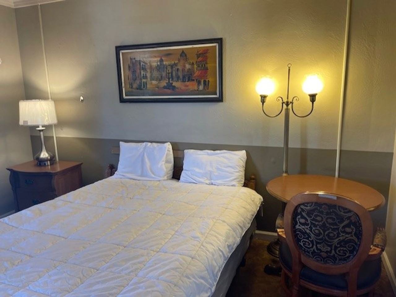 Lariat Motel - Photo 2 of 16