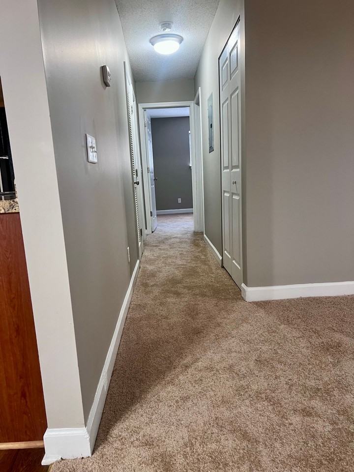 505 Menlo Dr - Photo 5 of 23