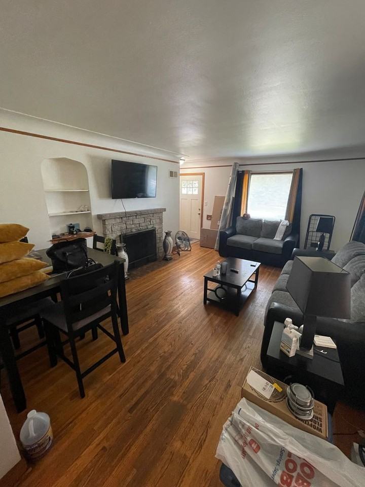 5514 Penn Ave S - Photo 2 of 11