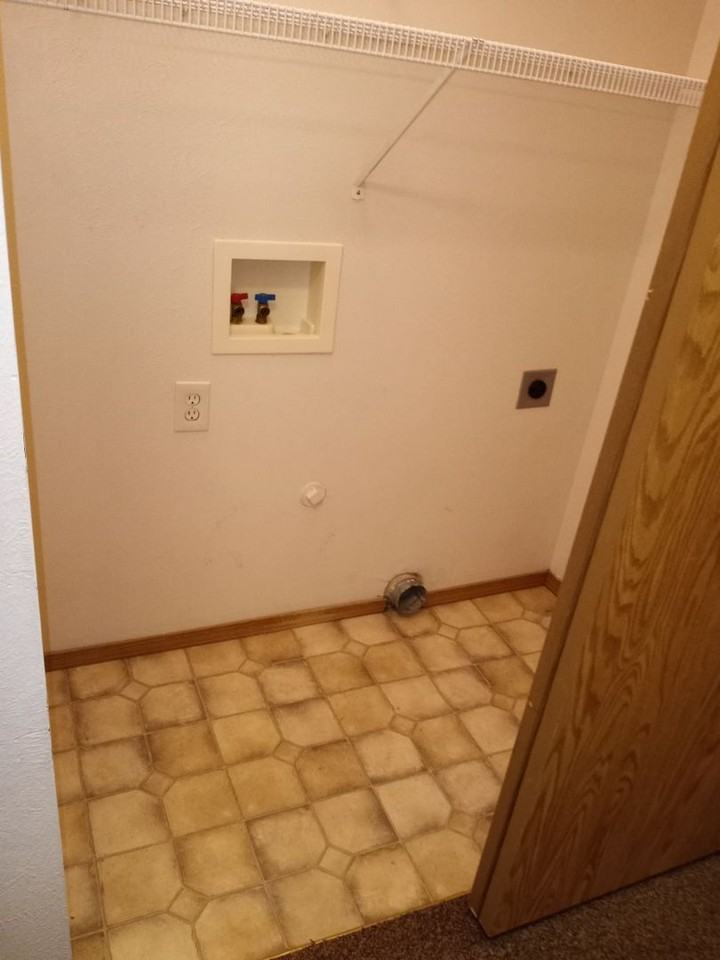 1101 N Russell St #207 - Photo 4 of 9