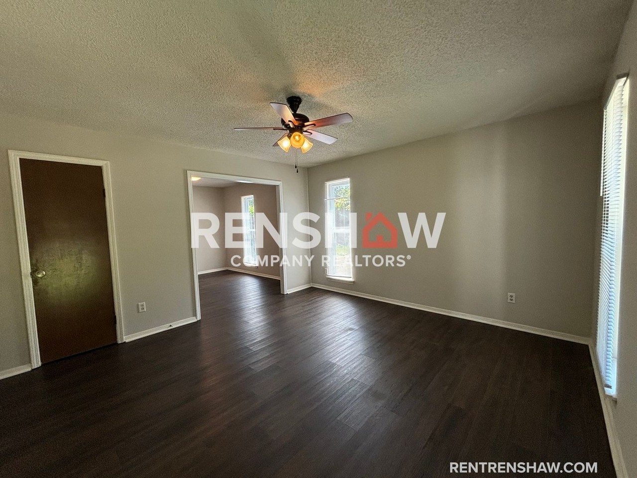 3976 Twin Lakes Dr - Photo 3 of 28