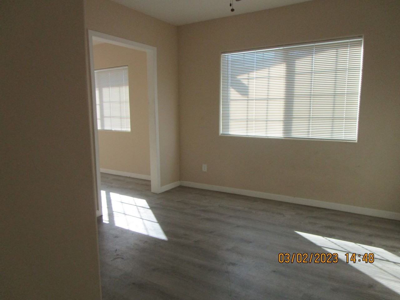 1427 E 18th St - Photo 6 of 7