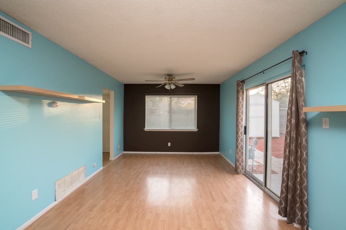 4717 Tennessee St Ne - Photo 4 of 24