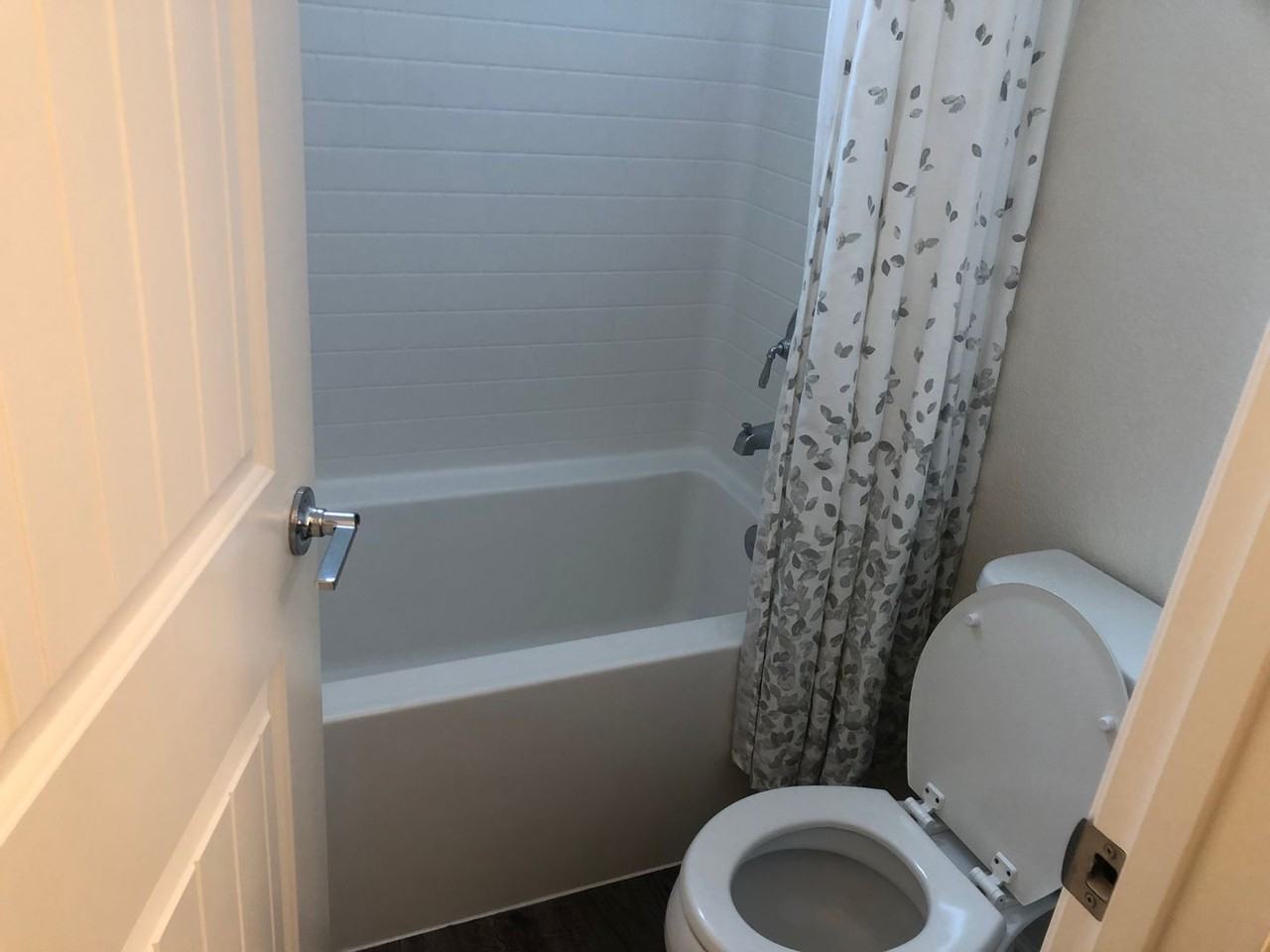 405 Carly Anne Dr - Photo 5 of 18
