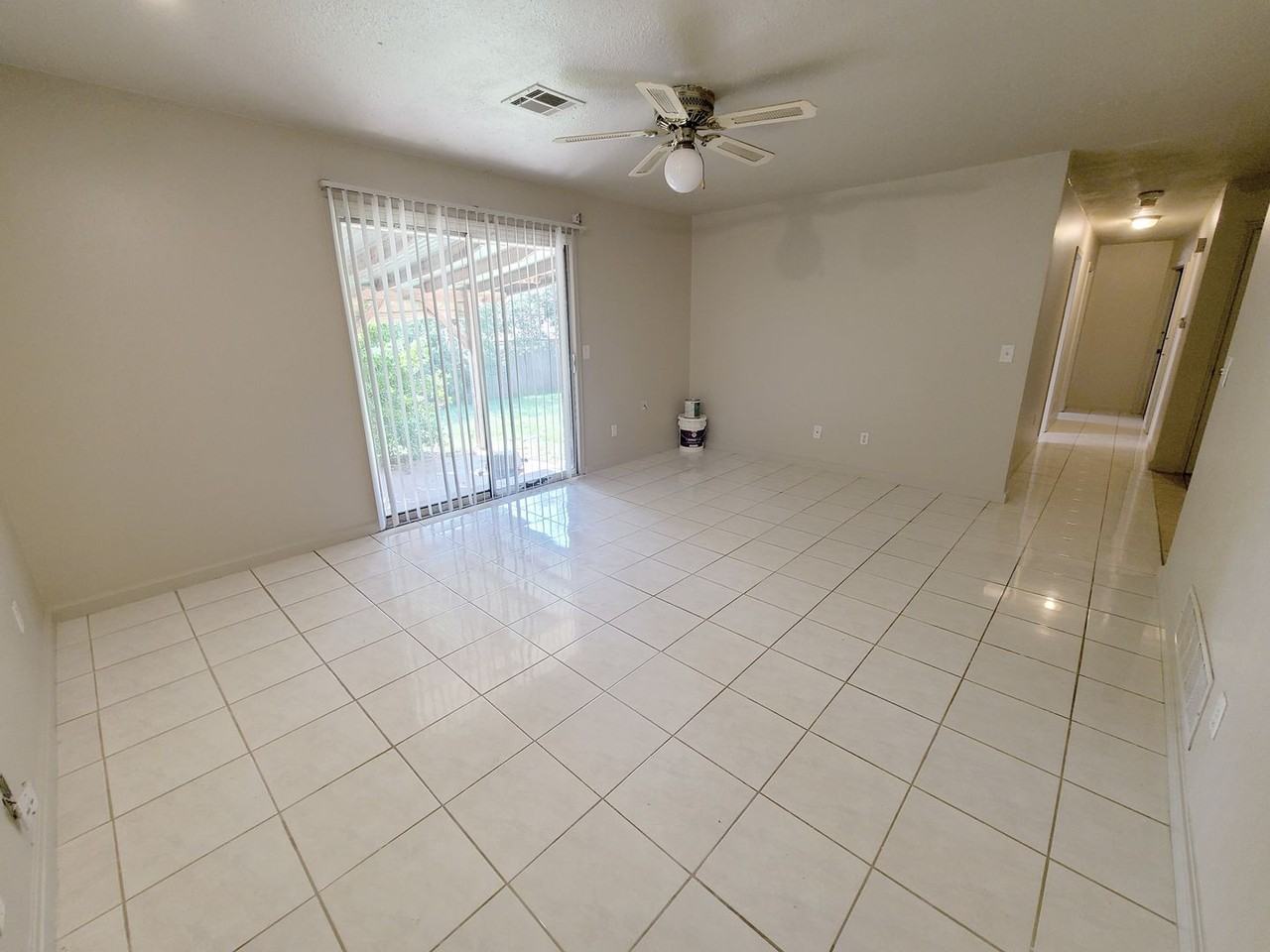 4712 Cherry Hill Ln - Photo 3 of 14