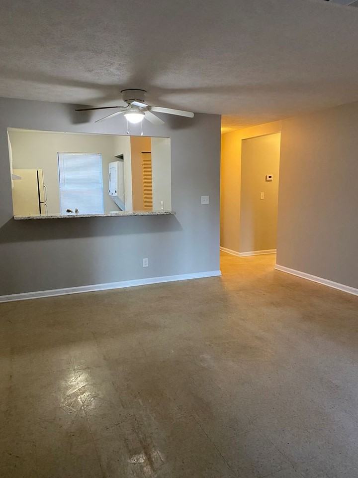 209 Sheraton Ct - Photo 5 of 11