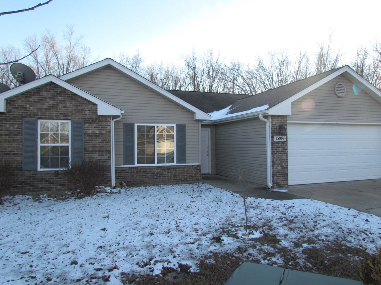 15908 Tracker Ln - Photo 2 of 38