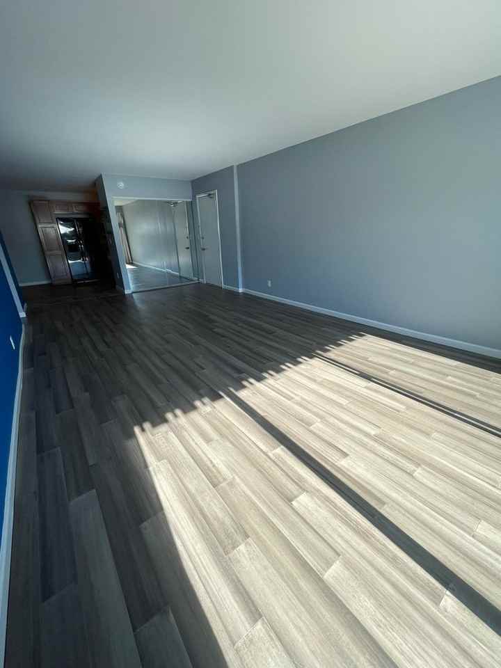 1325 South Maple Road #101 - Photo 7 of 28