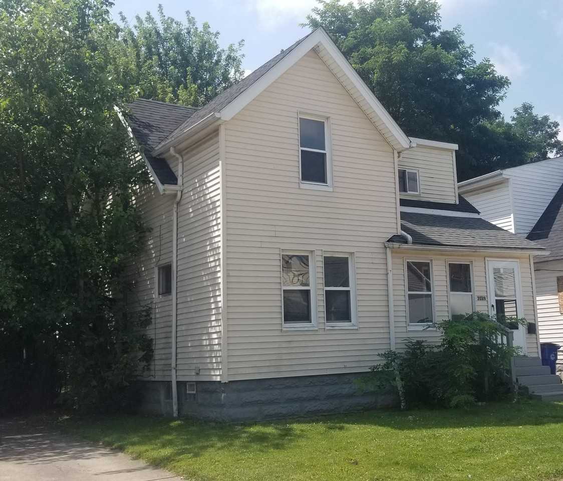 3119 Saratoga Ave - Photo 2 of 50