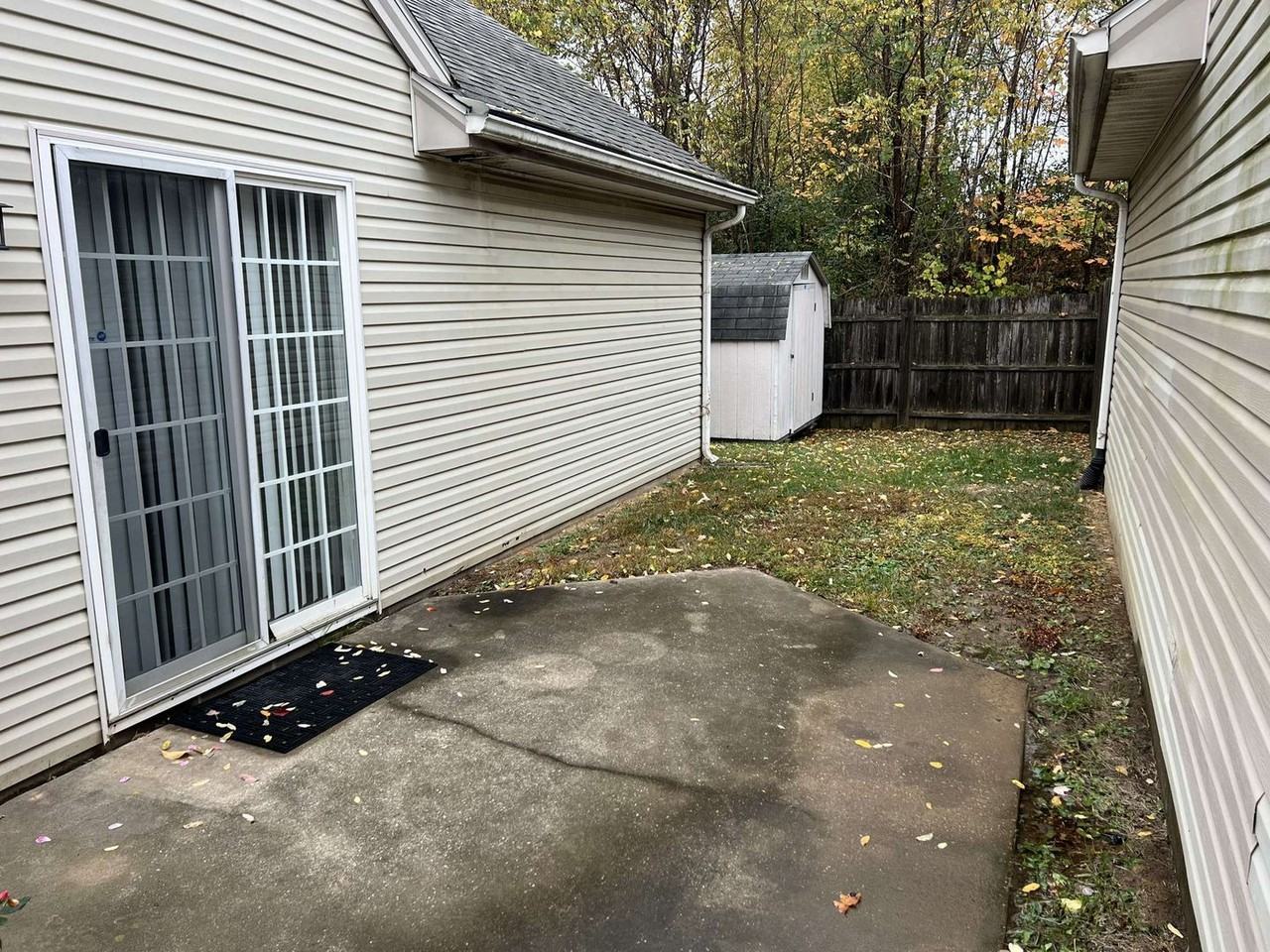 2512 Arbor Ter - Photo 3 of 18