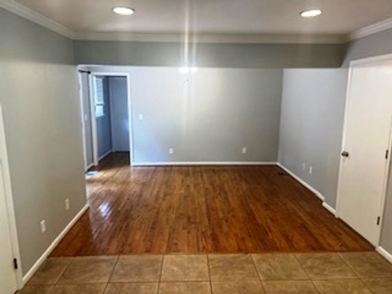 4520 Pine Tree Cir - Photo 2 of 15