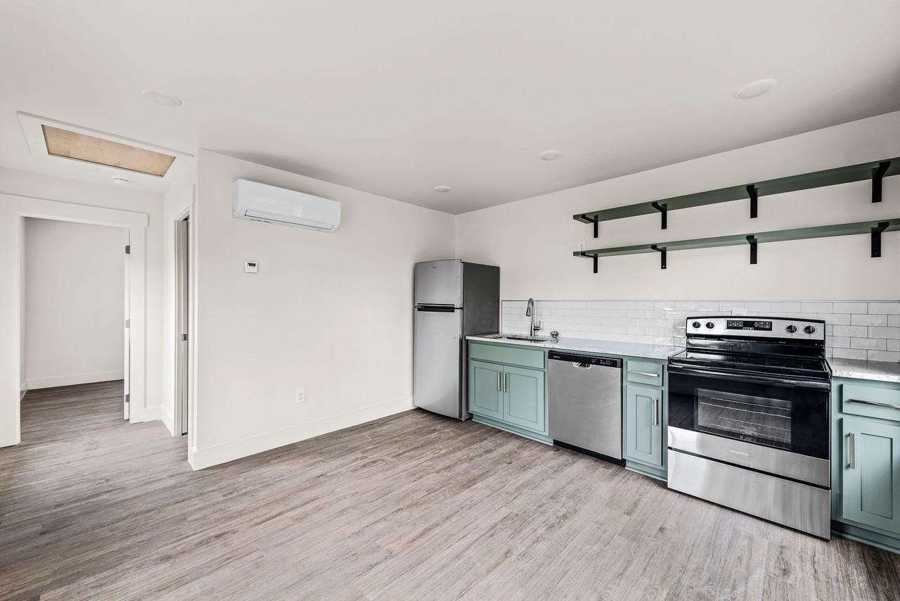 707A Jefferson St - Photo 3 of 18